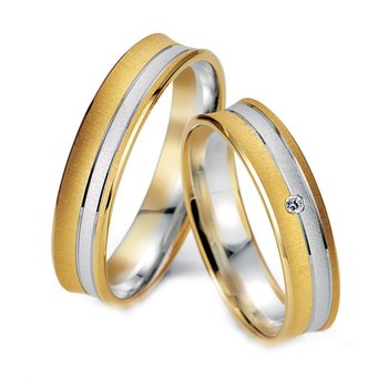 Wedding rings in 8ct Gold and