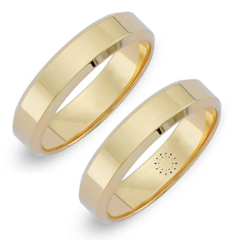 Wedding rings in 14ct Gold