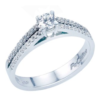 Solitaire ring 18ct with