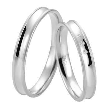 Wedding Rings in 8ct White