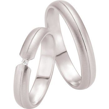 Wedding rings in 8ct White