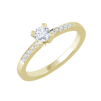 18ct Gold Solitaire Ring with