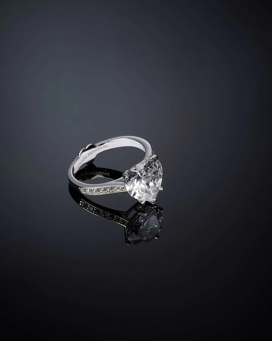 Δαχτυλίδι CHIARA FERRAGNI First Love από επιροδιωμένο κράμα μετάλλων με ζιργκόν (No 10)