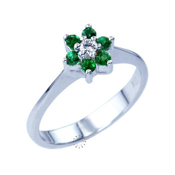 Ring 18ct with Emeralds and