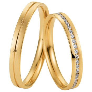 Wedding rings in 8ct Gold