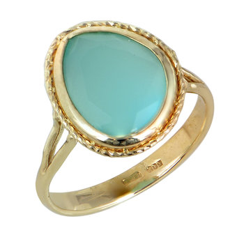 14ct Gold Ring with Green
