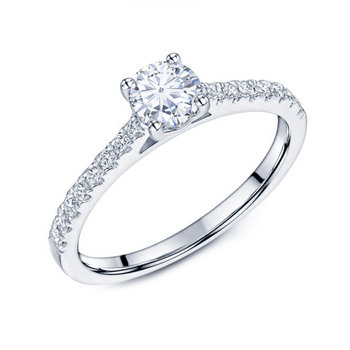 18ct White Gold Engagement