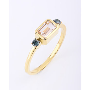 18ct Yellow Gold Ring with