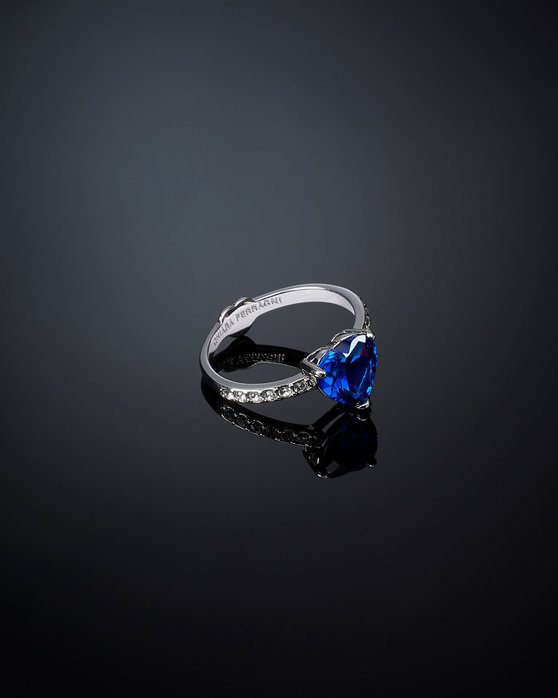 Δαχτυλίδι CHIARA FERRAGNI First Love από επιροδιωμένο κράμα μετάλλων με ζιργκόν (No 16)