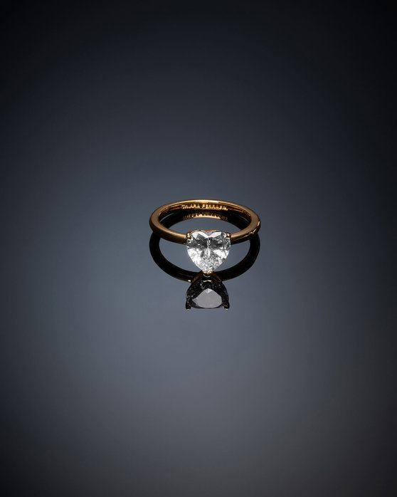 Δαχτυλίδι CHIARA FERRAGNI Love Parade από κράμα μετάλλων επιχρυσωμένο 18Κ με ζιργκόν (No 12)