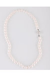 Akoya Pearl Necklace with 14ct Whitegold clasp with Diamonds